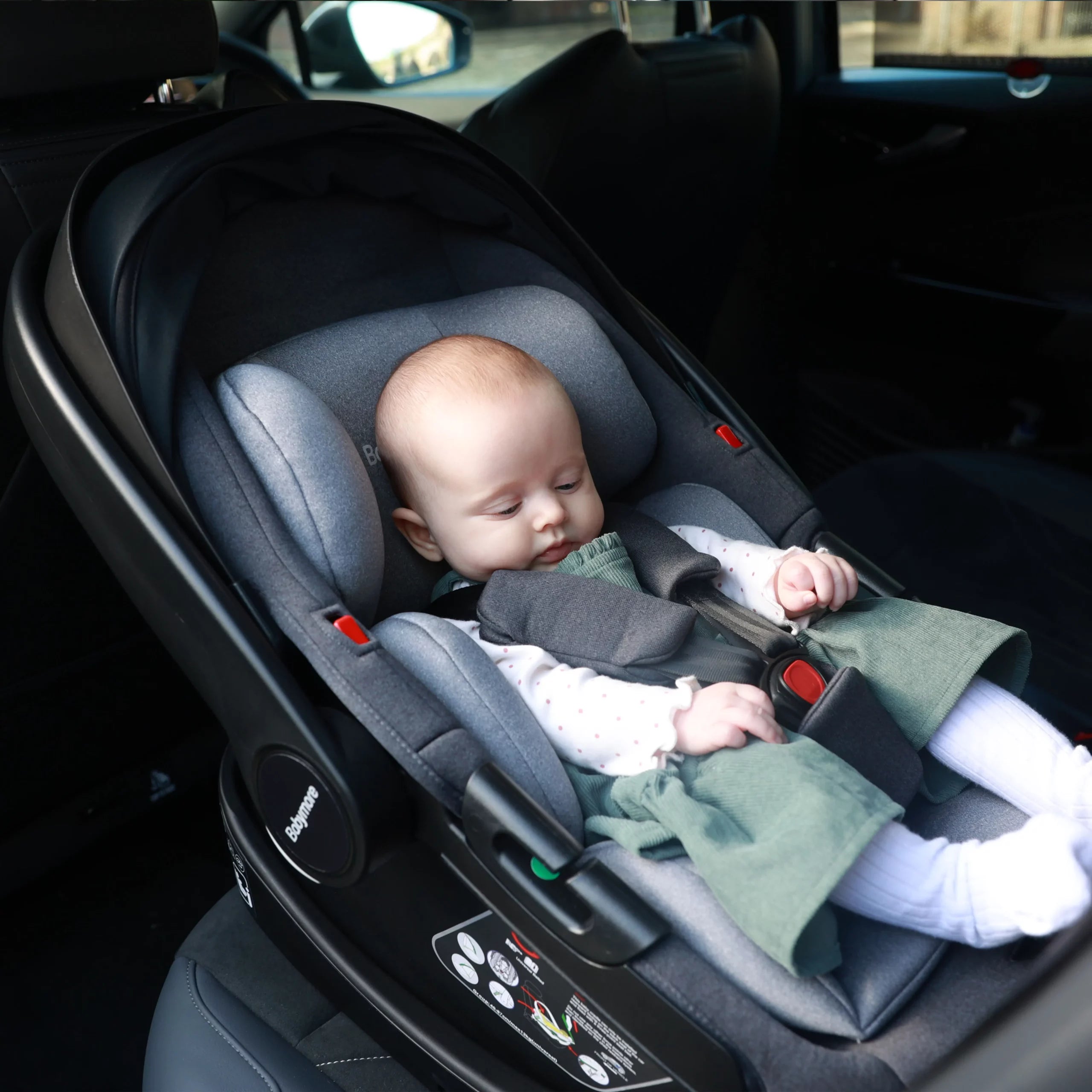 Coco i-Size Baby Car Seat with Isofix Base for Infants - Pushchair