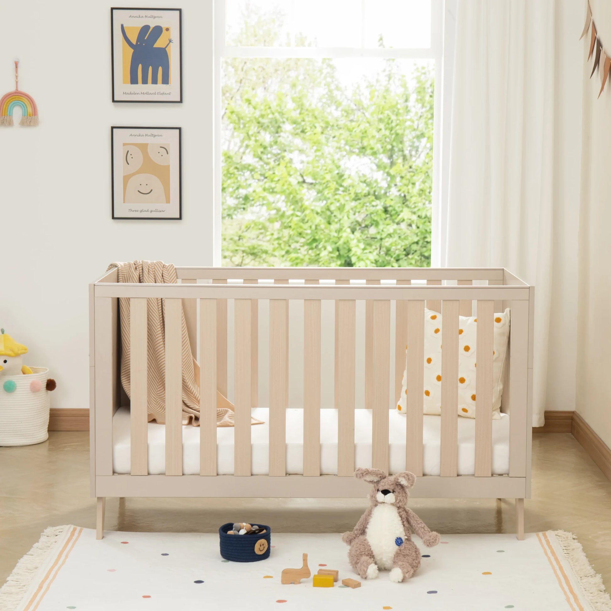 Dante Cot Bed - Stylish and Safe Nursery Solution