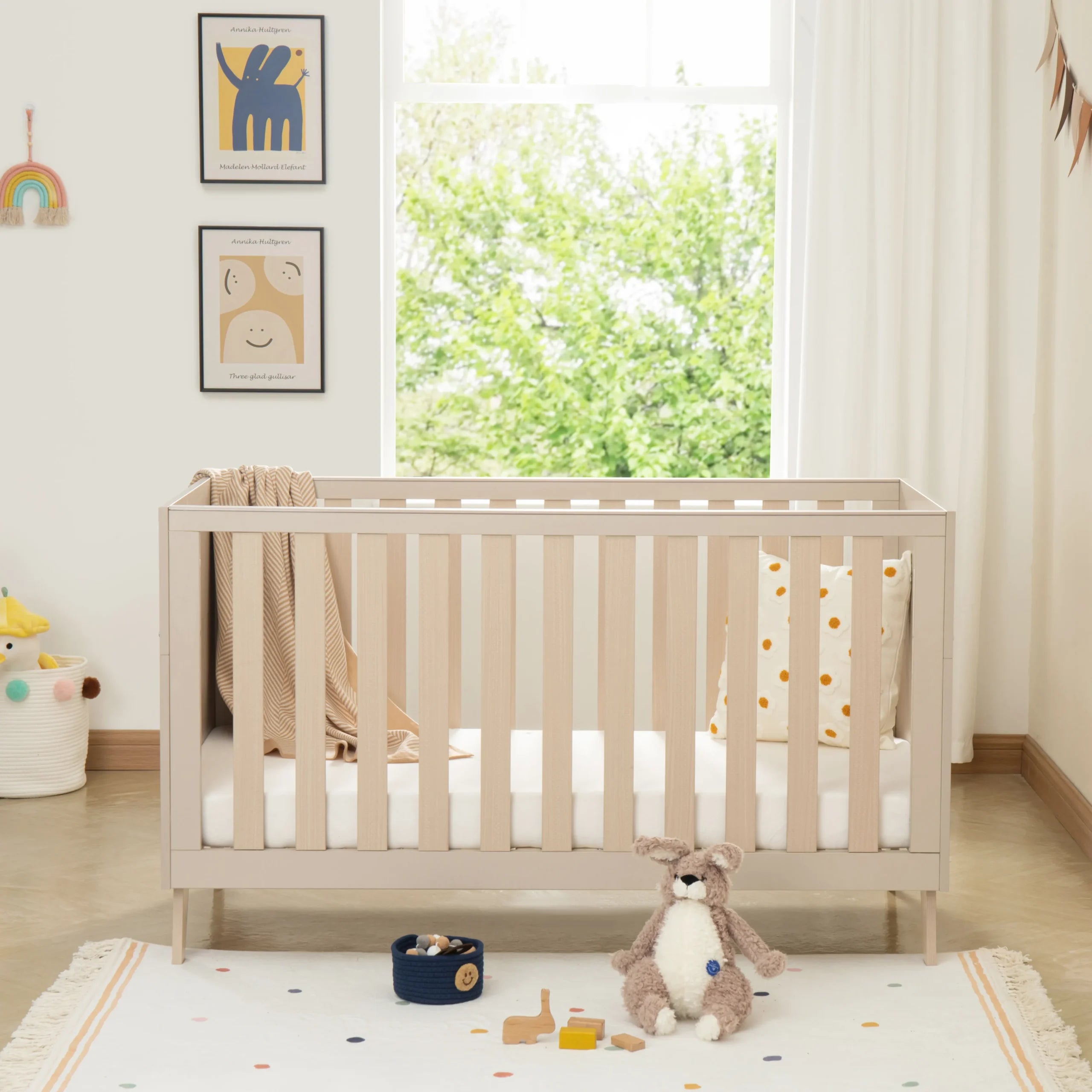 Dante Cot Bed - Stylish and Safe Nursery Solution