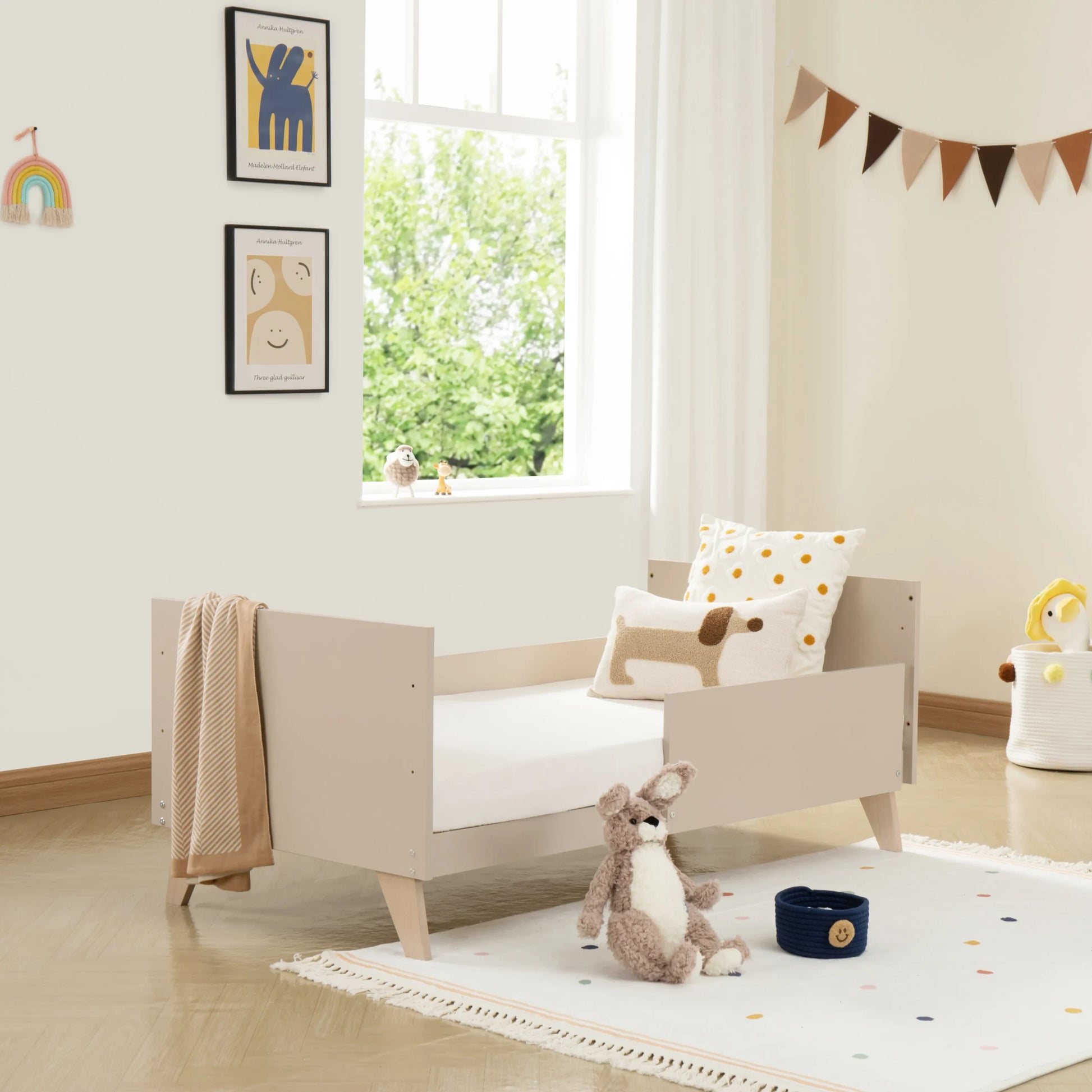 Dante Cot Bed - Stylish and Safe Nursery Solution