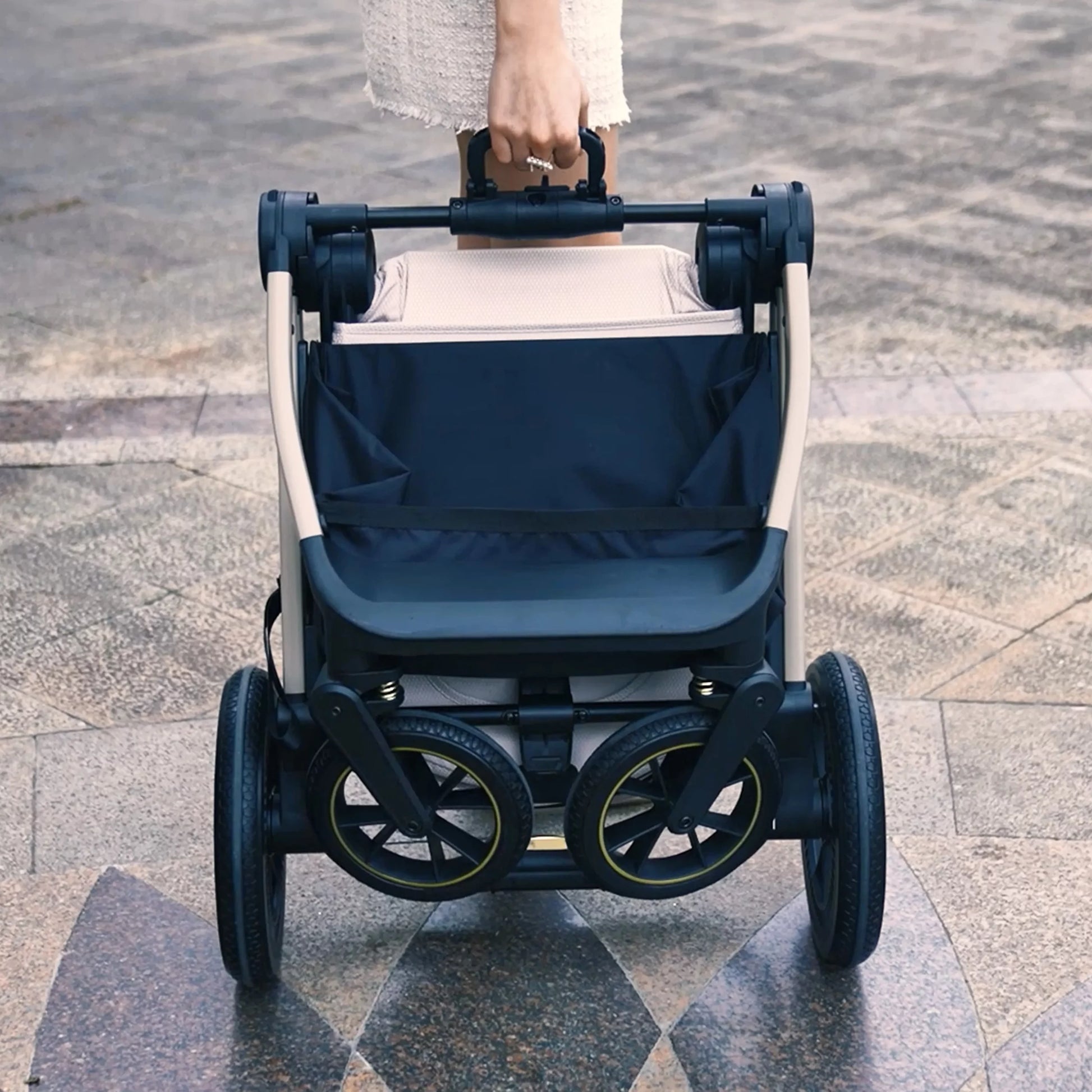 Kai Pram Pushchair Travel System with Carrycot and Car Seat