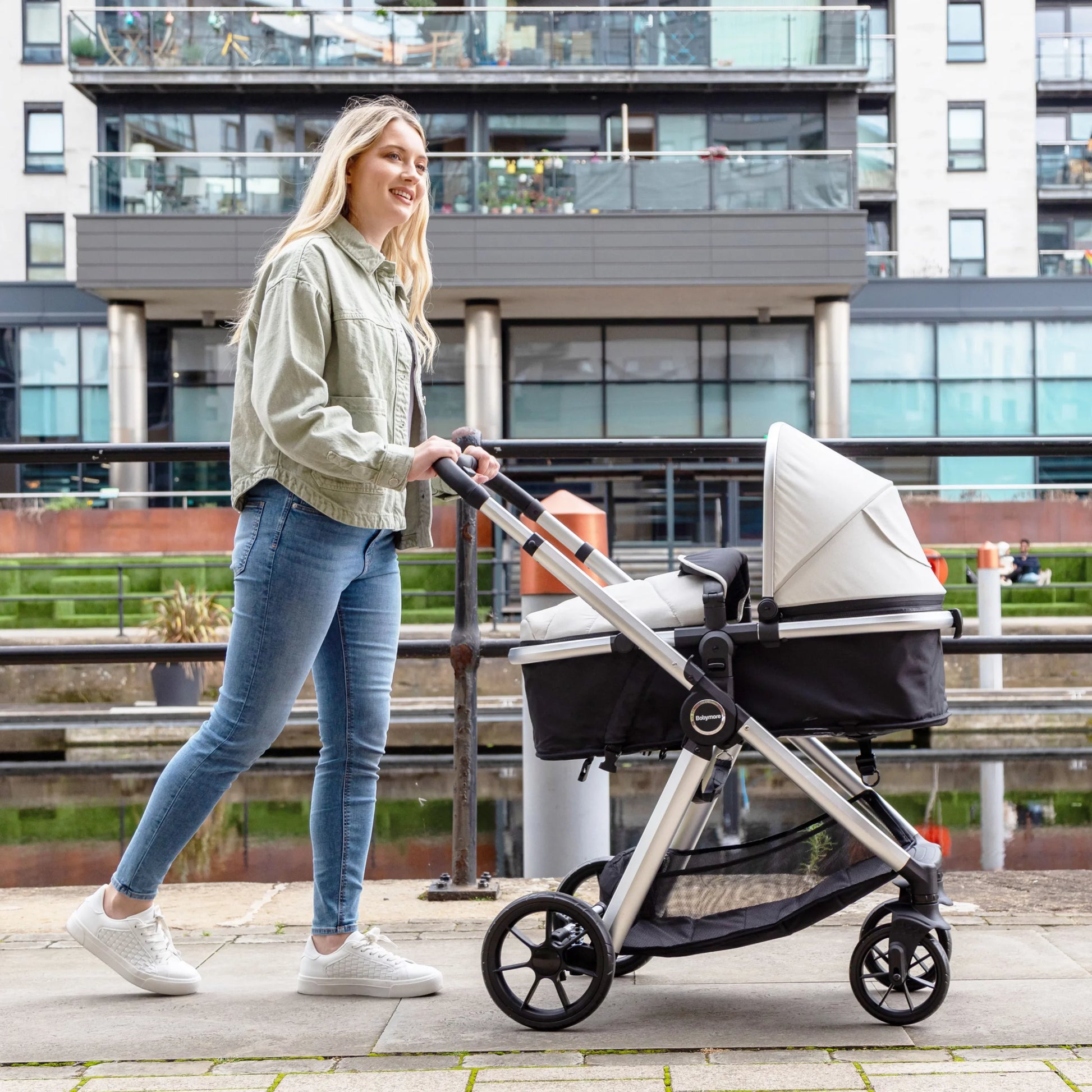 Mimi 2 in 1 Pram Pushchair for Newborns and Toddlers - Silver