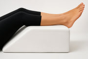 Leg Elevating Leg Rest Pillow - kneepillow.co.uk
