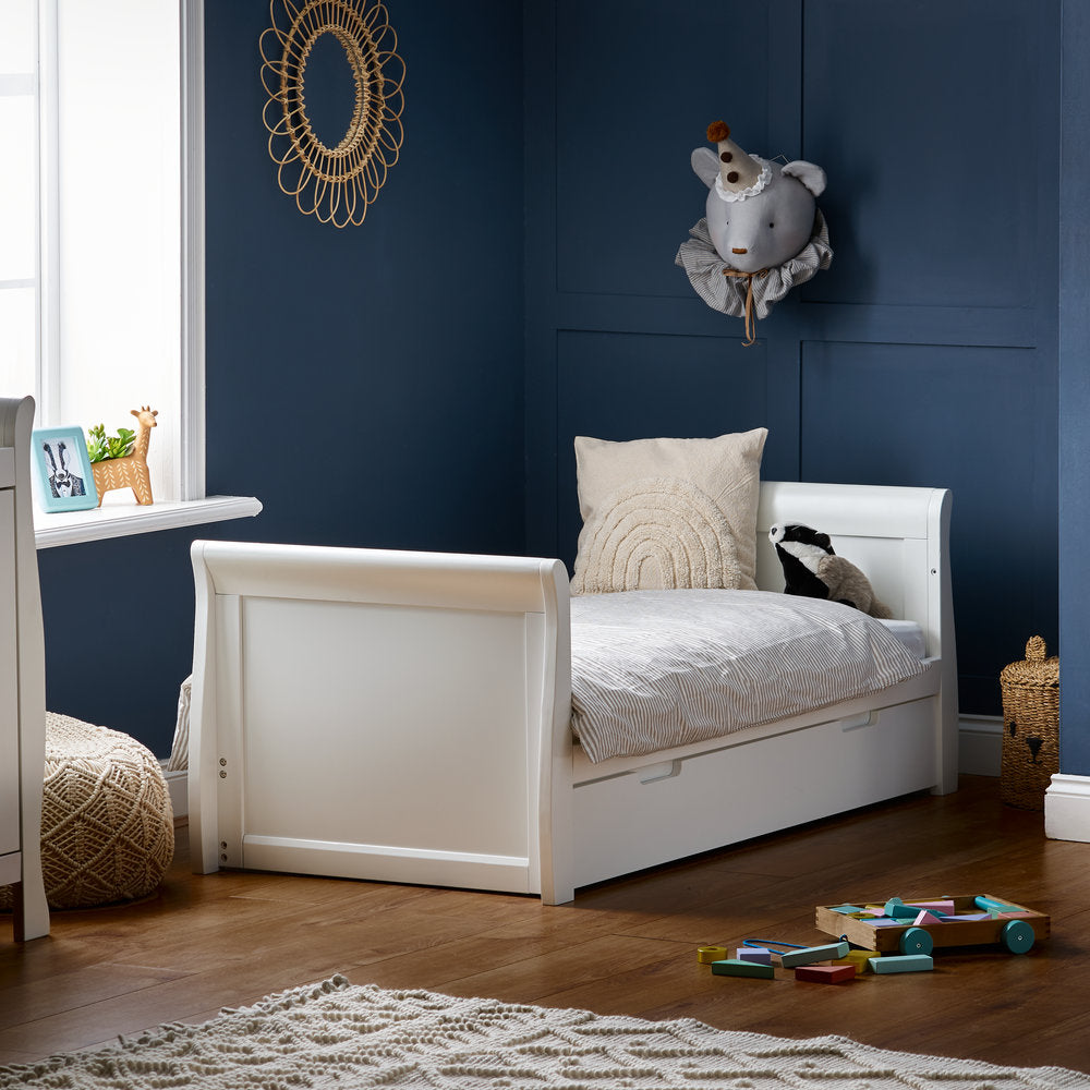 Stamford Classic Sleigh Cot Bed - White for Infants - kneepillow.co.uk